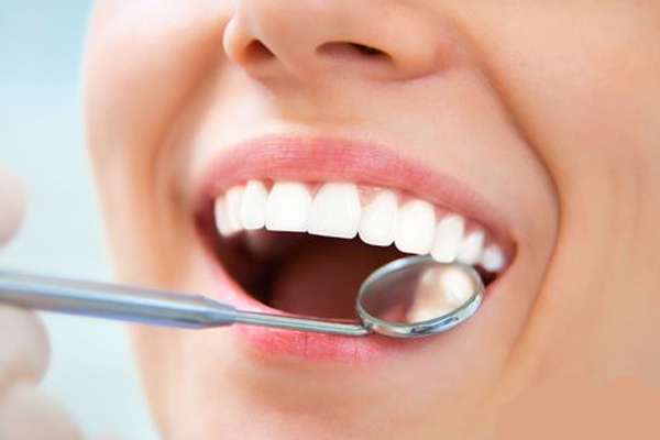 洗牙容易感染上传染病吗？
